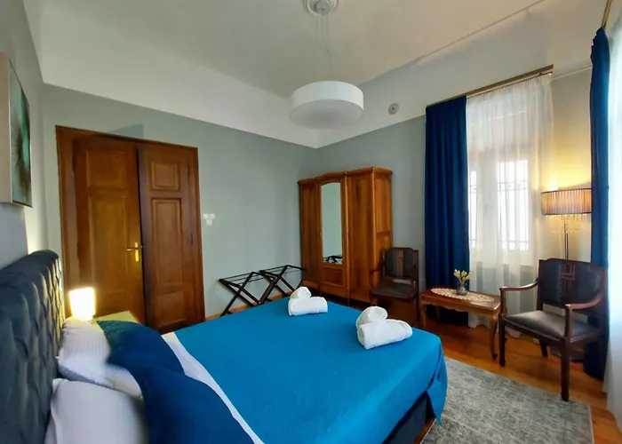 λίθινο ληθαίου דירה טריקלה